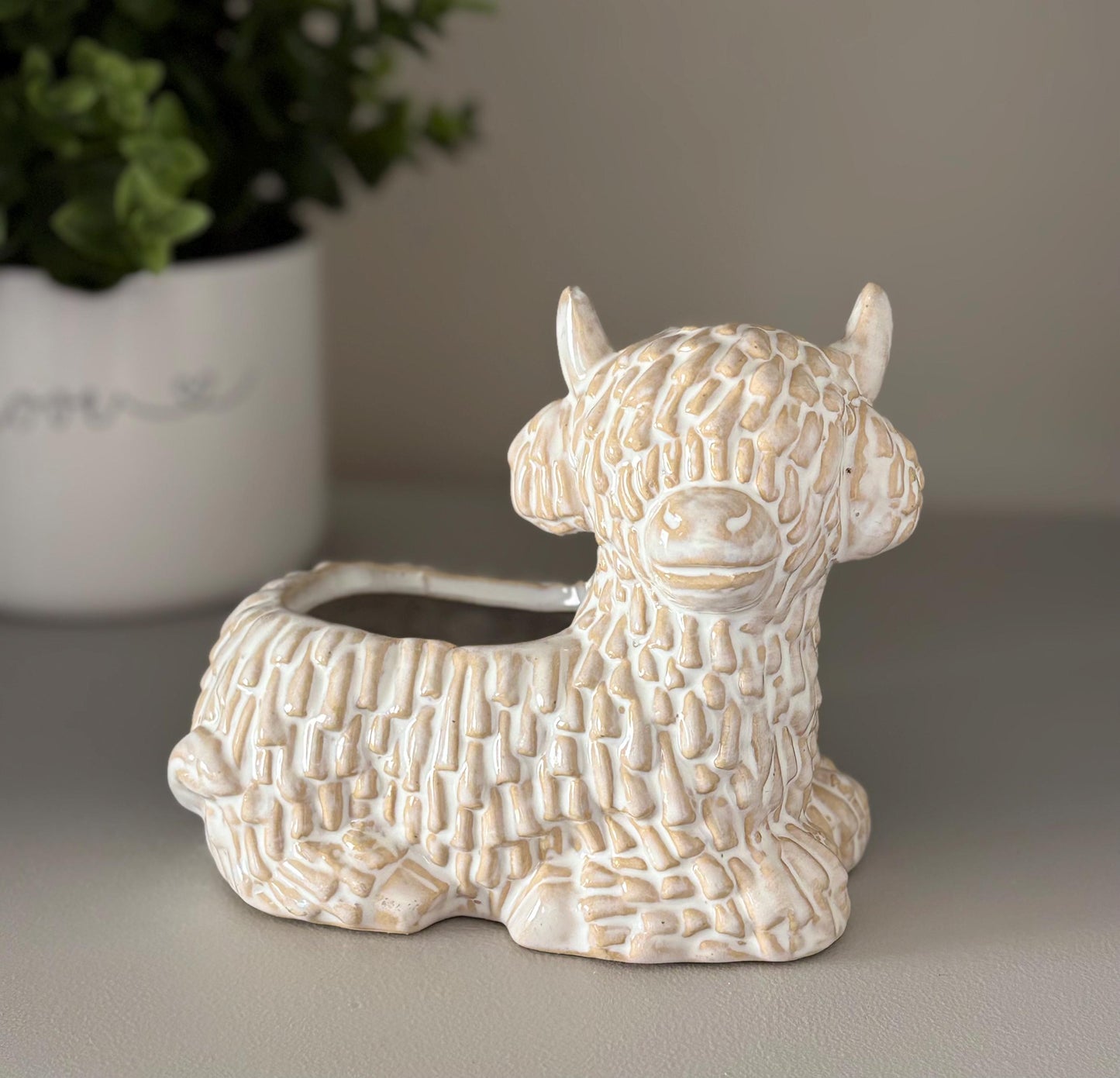 Ceramic Glazed Highland Cow Pot Ornament