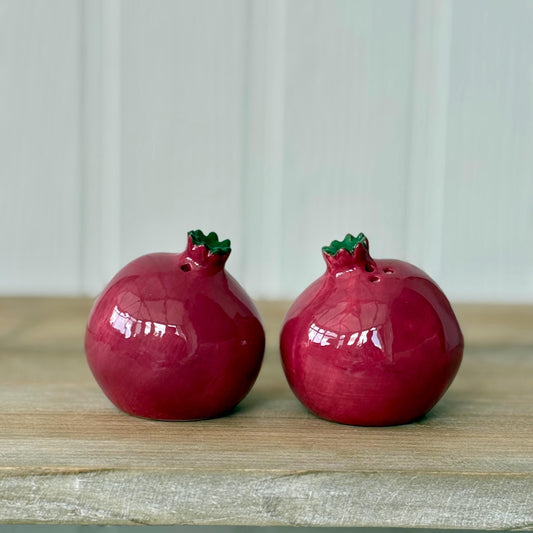 Ceramic Pomegranate Salt and Pepper Shaker Pots | Cute Ceramic Fruit Condiment Set | Unique Kitchen Decor