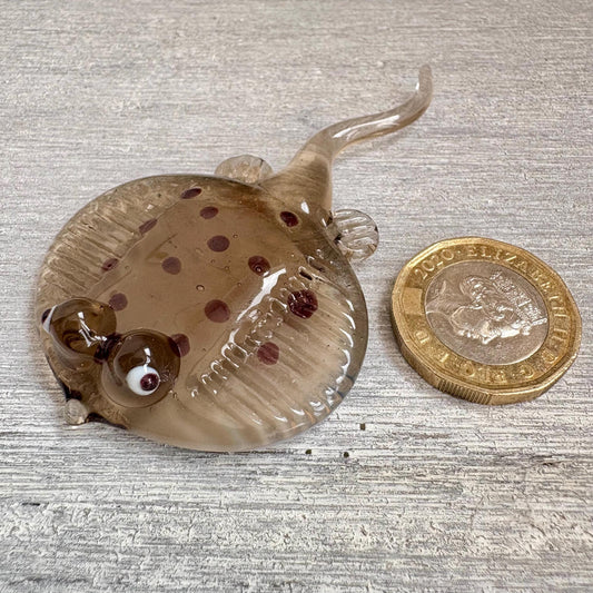Miniature Glass Stingray Figurine Collectable Ornament with White Box