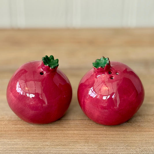 Ceramic Pomegranate Salt and Pepper Shaker Pots | Cute Ceramic Fruit Condiment Set | Unique Kitchen Decor