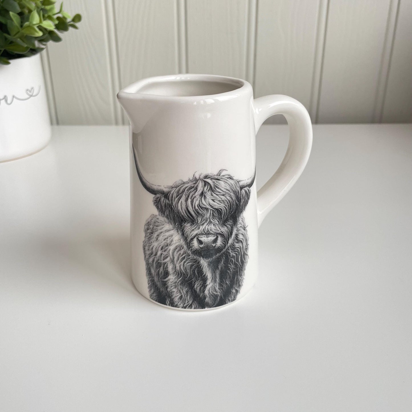 Highland Cow Ceramic Decorative Jugs