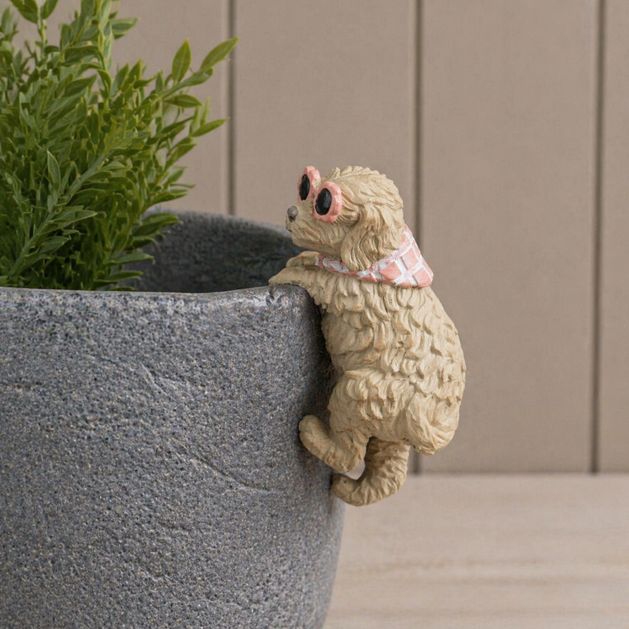 Dog Plant Pot Hanger with Pink Sunglasses