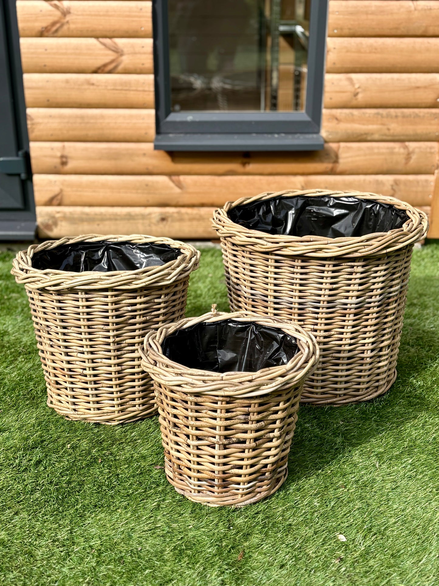Round Rattan Basket Planters with Lining
