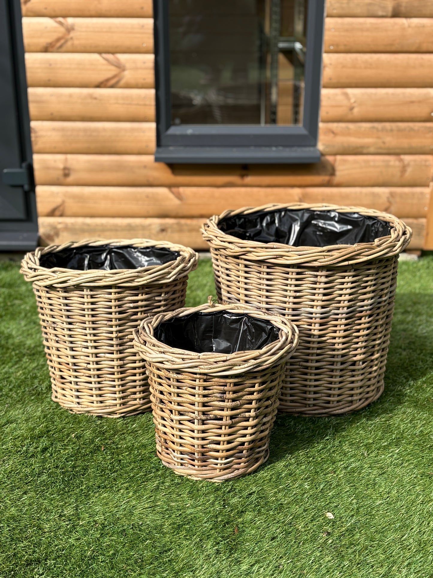 Round Rattan Basket Planters with Lining