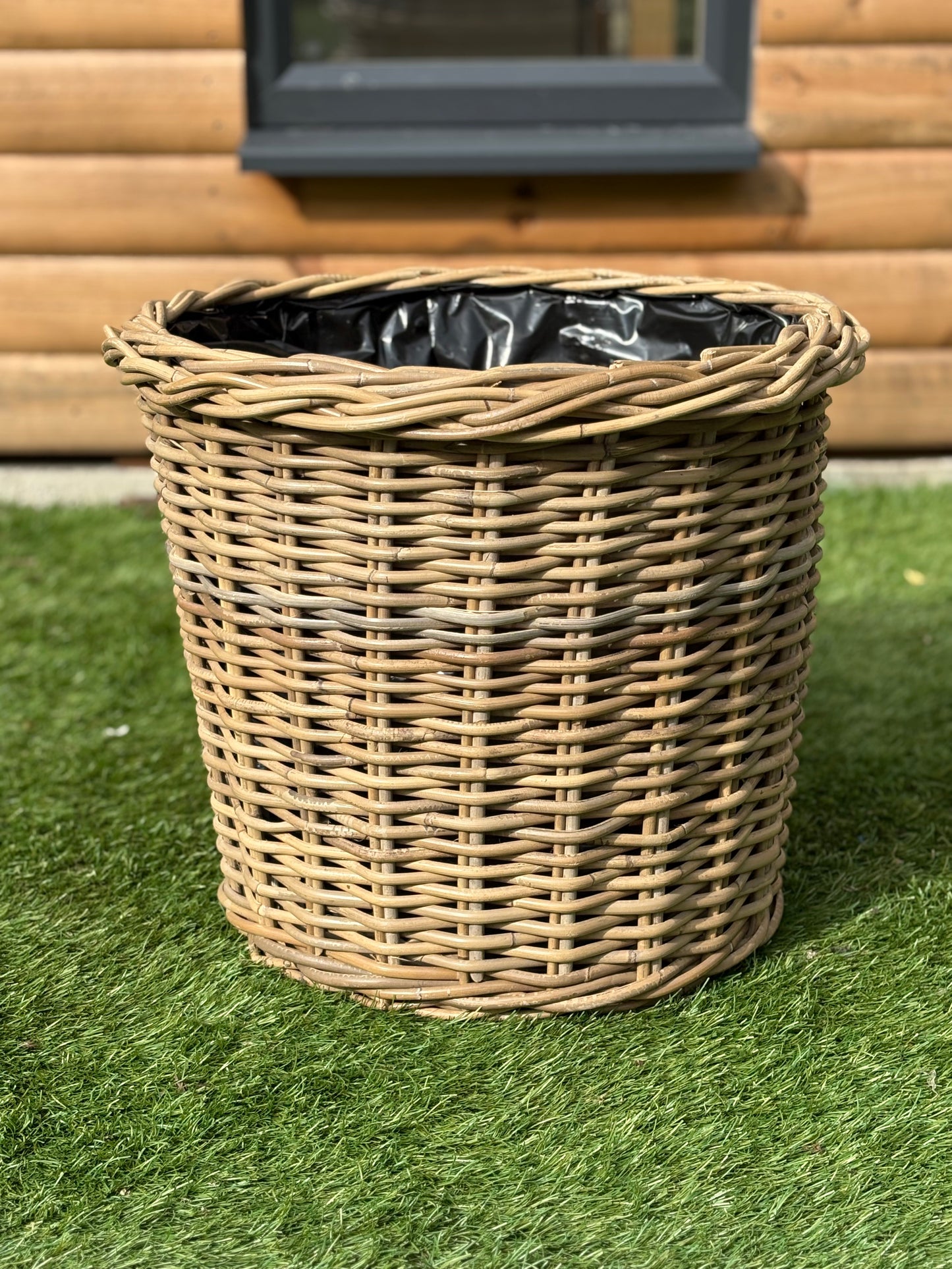 Round Rattan Basket Planters with Lining