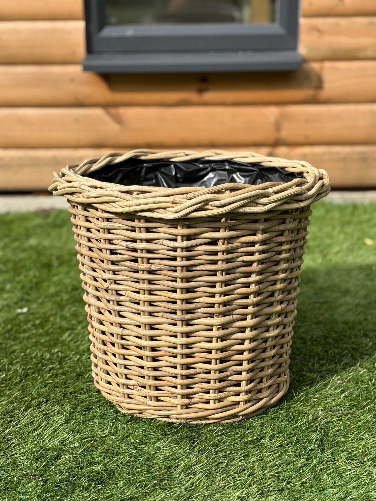 Round Rattan Basket Planters with Lining